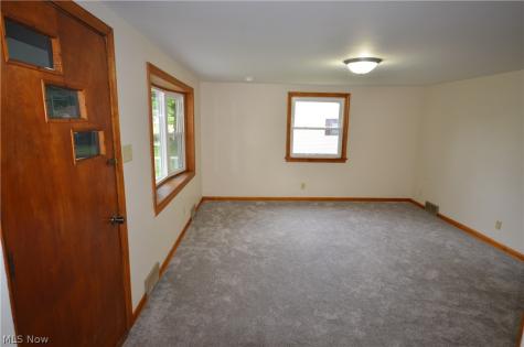 511 Ewart Road Akron OH 44312