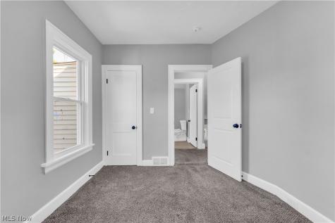 340 E 276th Street Euclid OH 44132