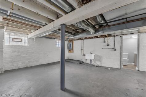 340 E 276th Street Euclid OH 44132