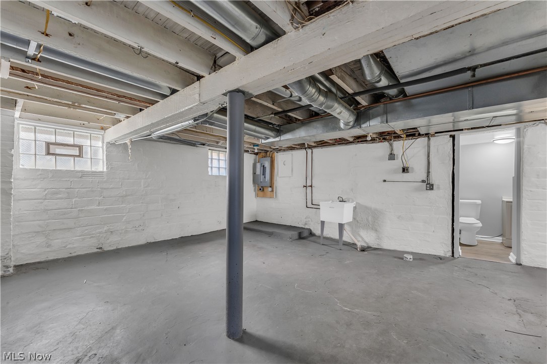 340 E 276th Street Euclid OH 44132