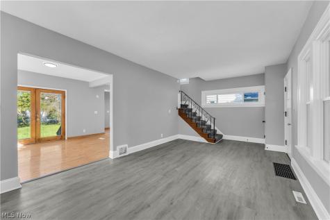 340 E 276th Street Euclid OH 44132