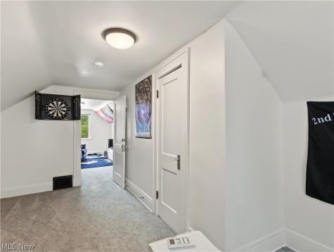 553 Wesleyan Avenue Barberton OH 44203