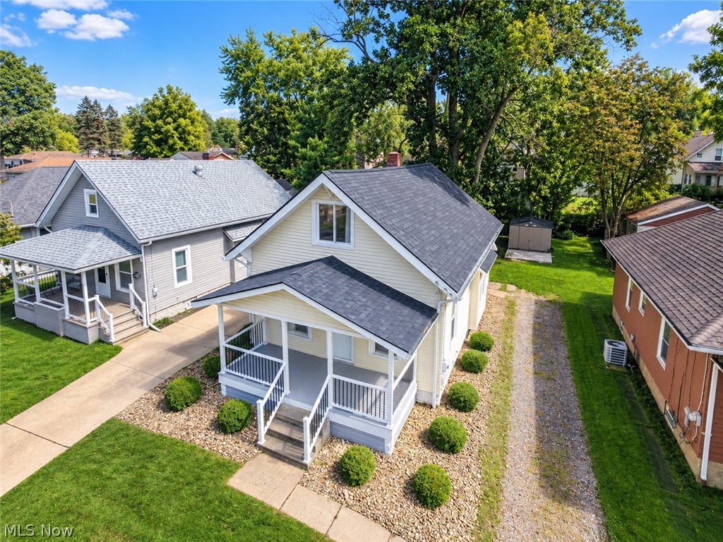 553 Wesleyan Avenue Barberton OH 44203