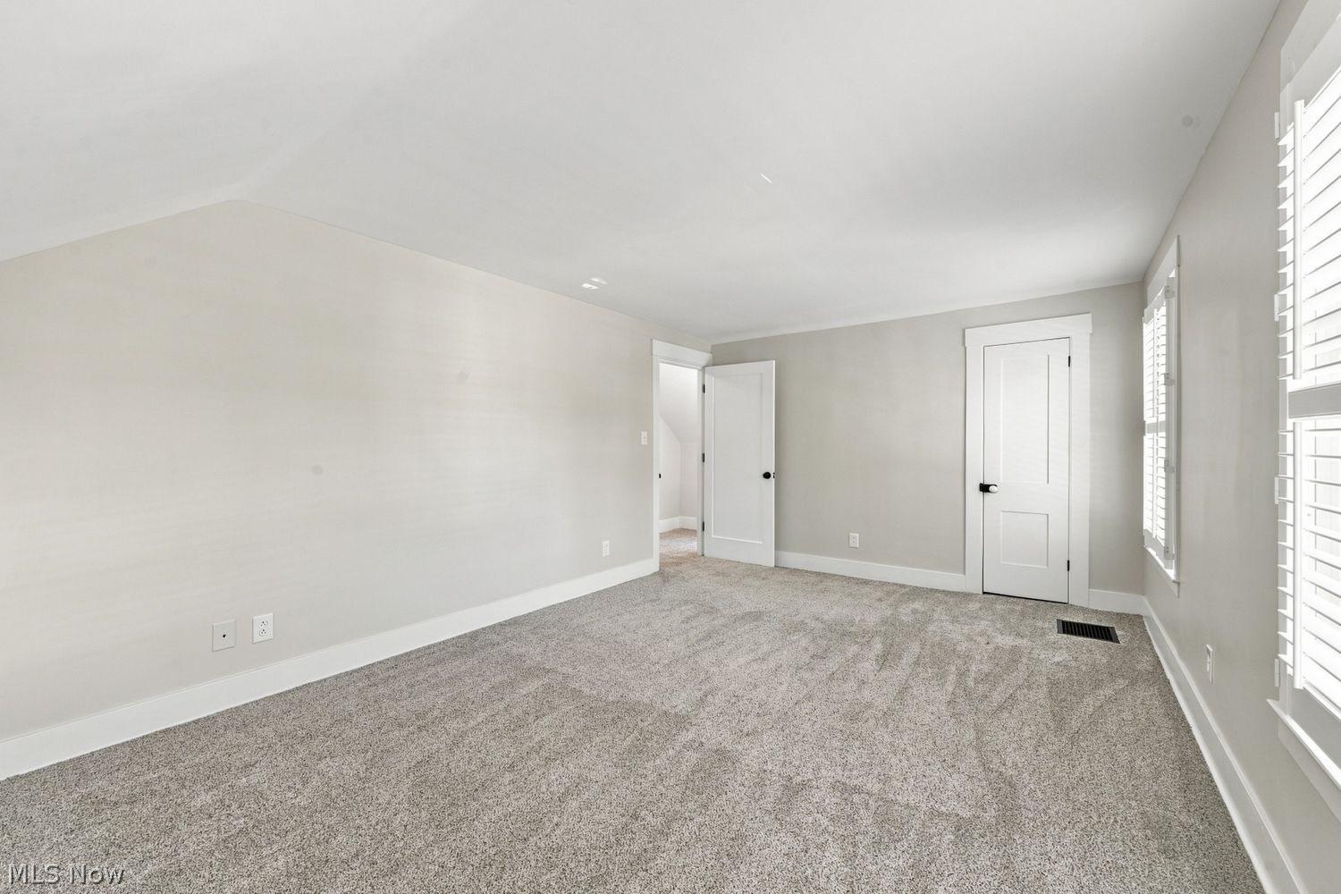 38 Aurora Street Hudson OH 44236