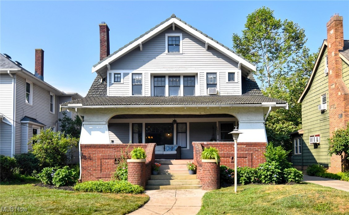 17930 Rosecliff Road Cleveland OH 44119