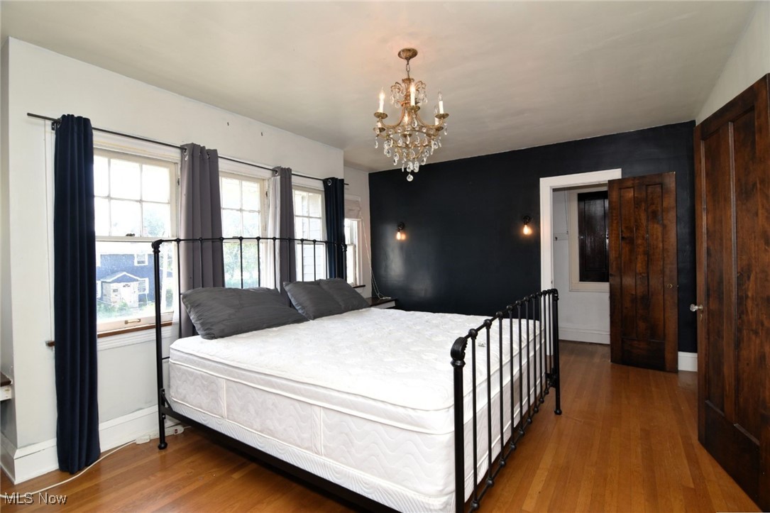 17930 Rosecliff Road Cleveland OH 44119