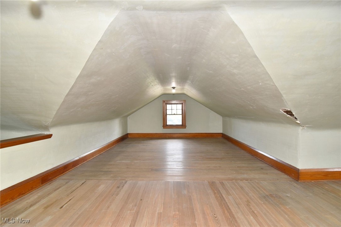 17930 Rosecliff Road Cleveland OH 44119