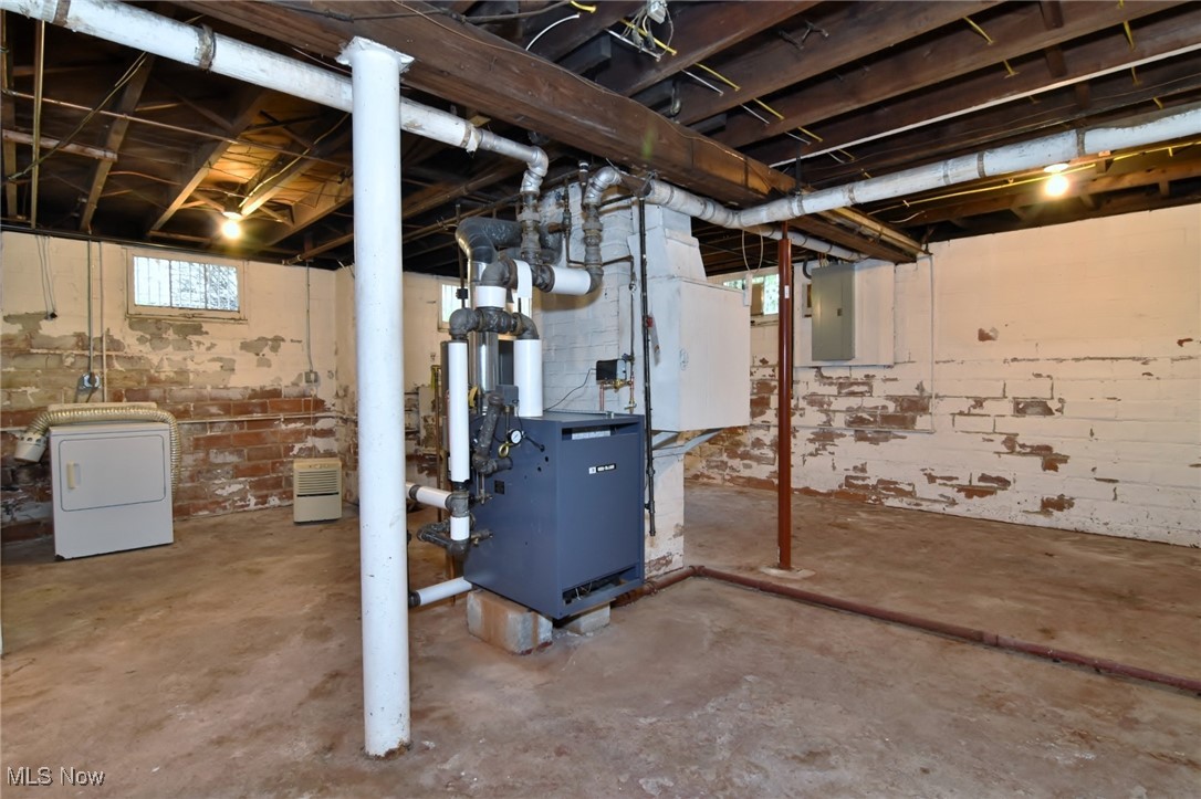 17930 Rosecliff Road Cleveland OH 44119