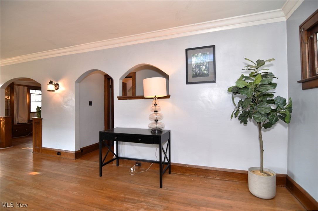 17930 Rosecliff Road Cleveland OH 44119