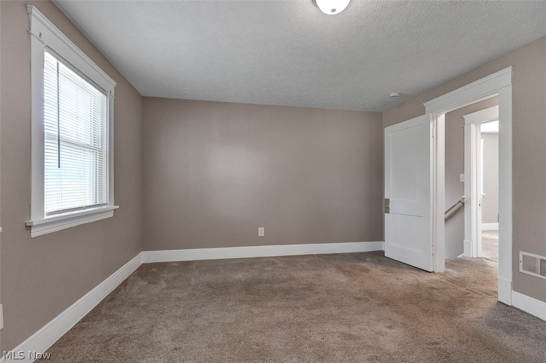 10421 Dale Avenue Cleveland OH 44111