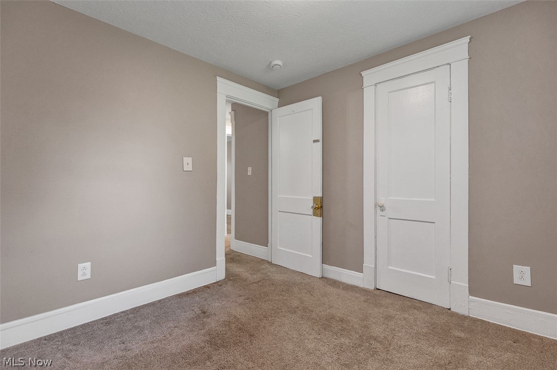 10421 Dale Avenue Cleveland OH 44111