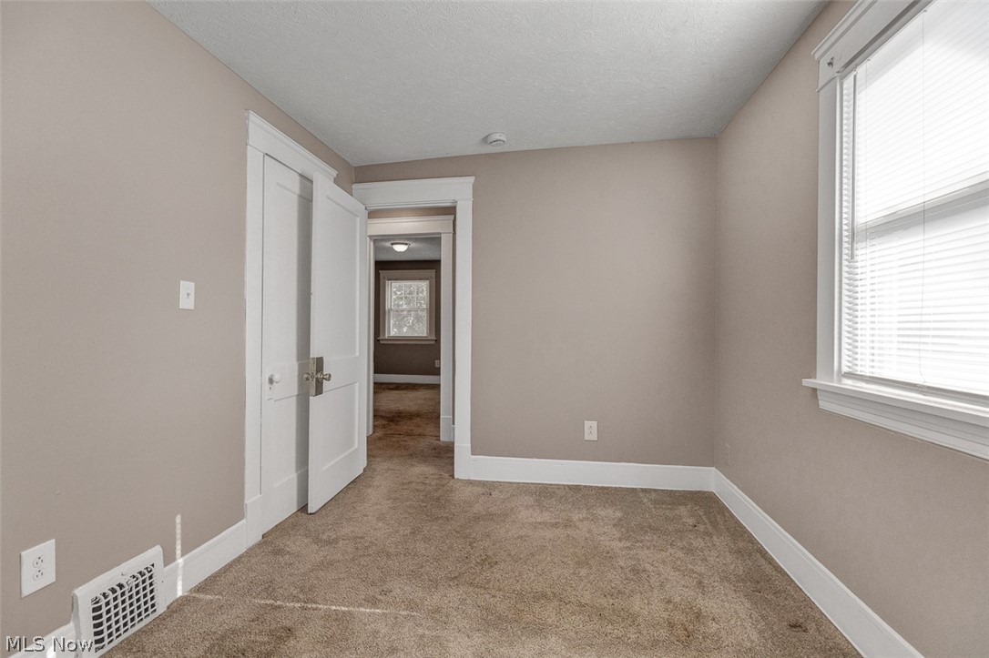 10421 Dale Avenue Cleveland OH 44111