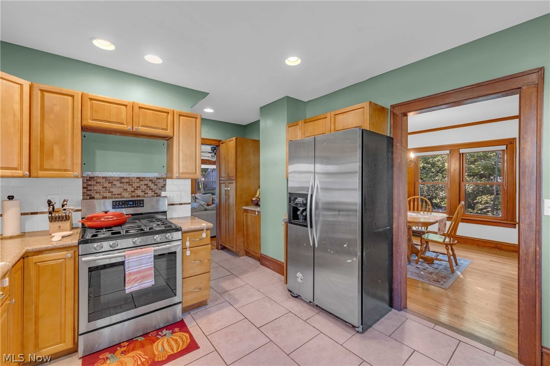 27776 Bassett Road Westlake OH 44145