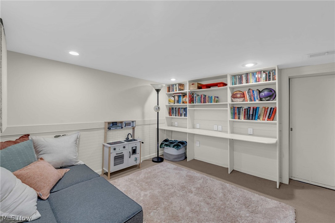 27776 Bassett Road Westlake OH 44145