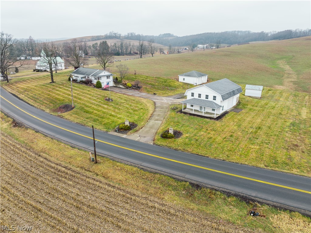 3967 Crooked Run Road NW New Philadelphia OH 44663