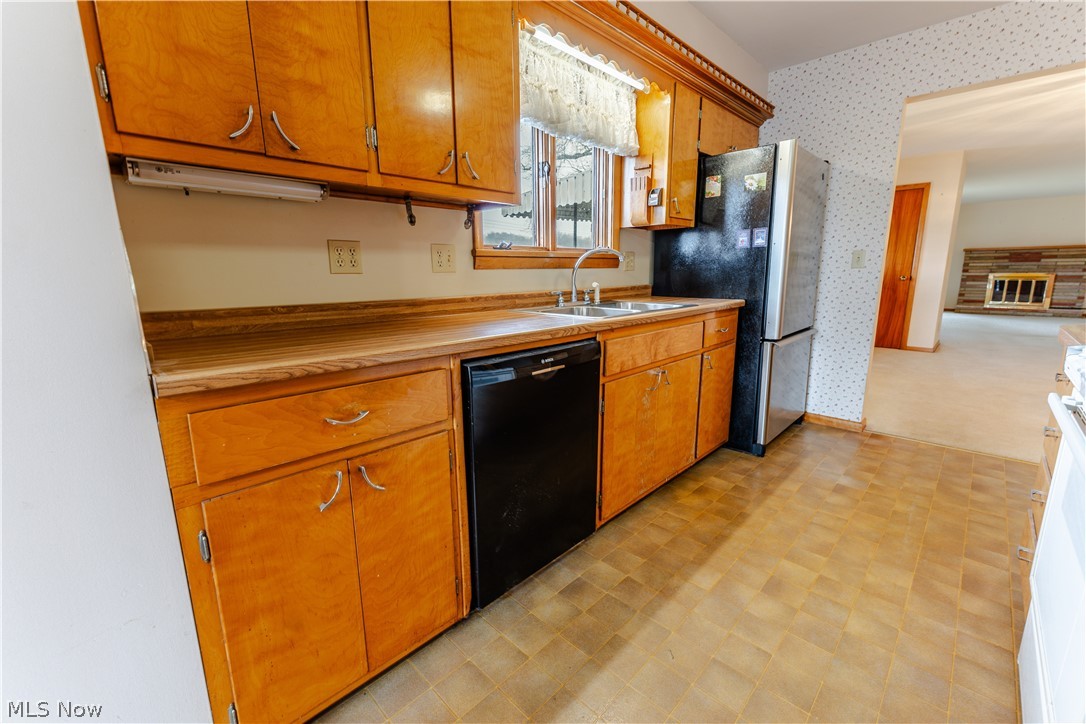 3967 Crooked Run Road NW New Philadelphia OH 44663
