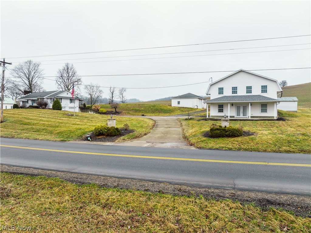 3967 Crooked Run Road NW New Philadelphia OH 44663
