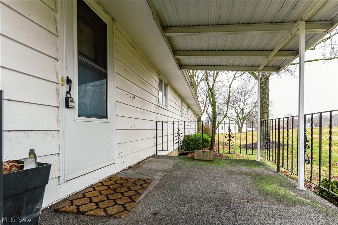 3967 Crooked Run Road NW New Philadelphia OH 44663