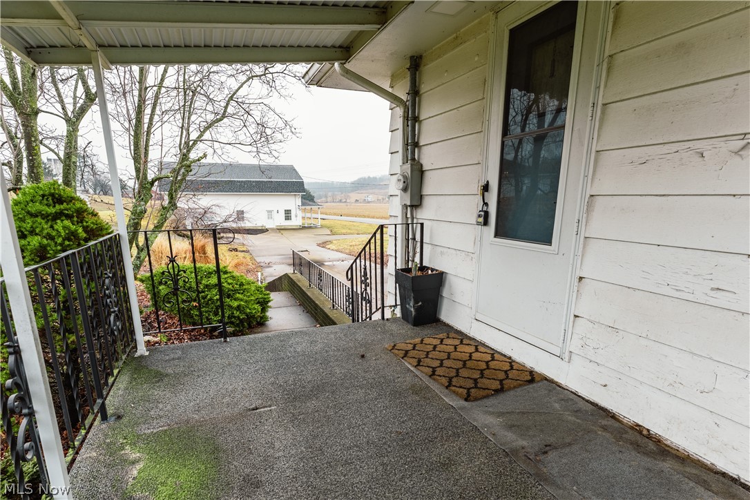 3967 Crooked Run Road NW New Philadelphia OH 44663