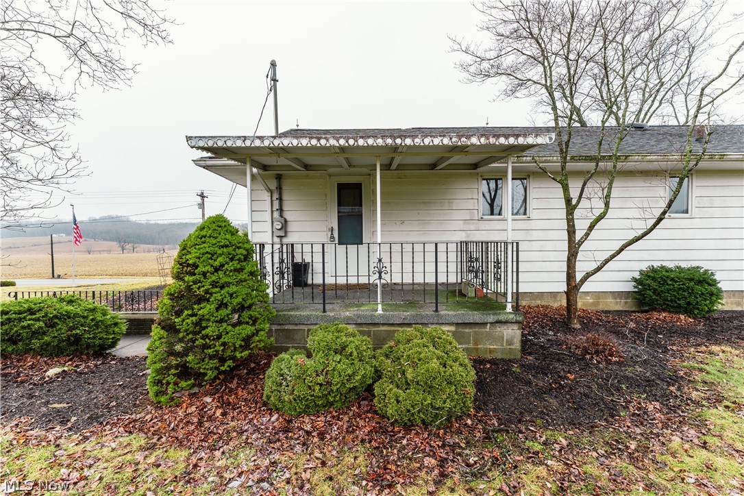 3967 Crooked Run Road NW New Philadelphia OH 44663