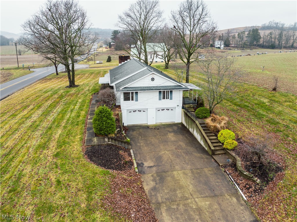 3967 Crooked Run Road NW New Philadelphia OH 44663