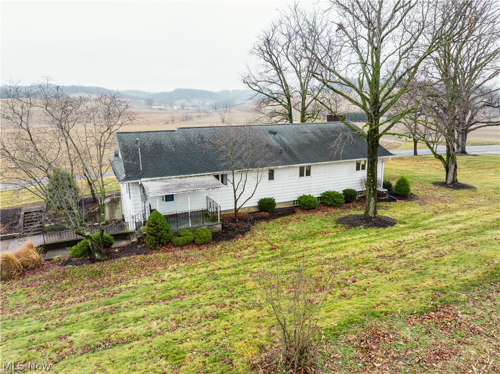 3967 Crooked Run Road NW New Philadelphia OH 44663