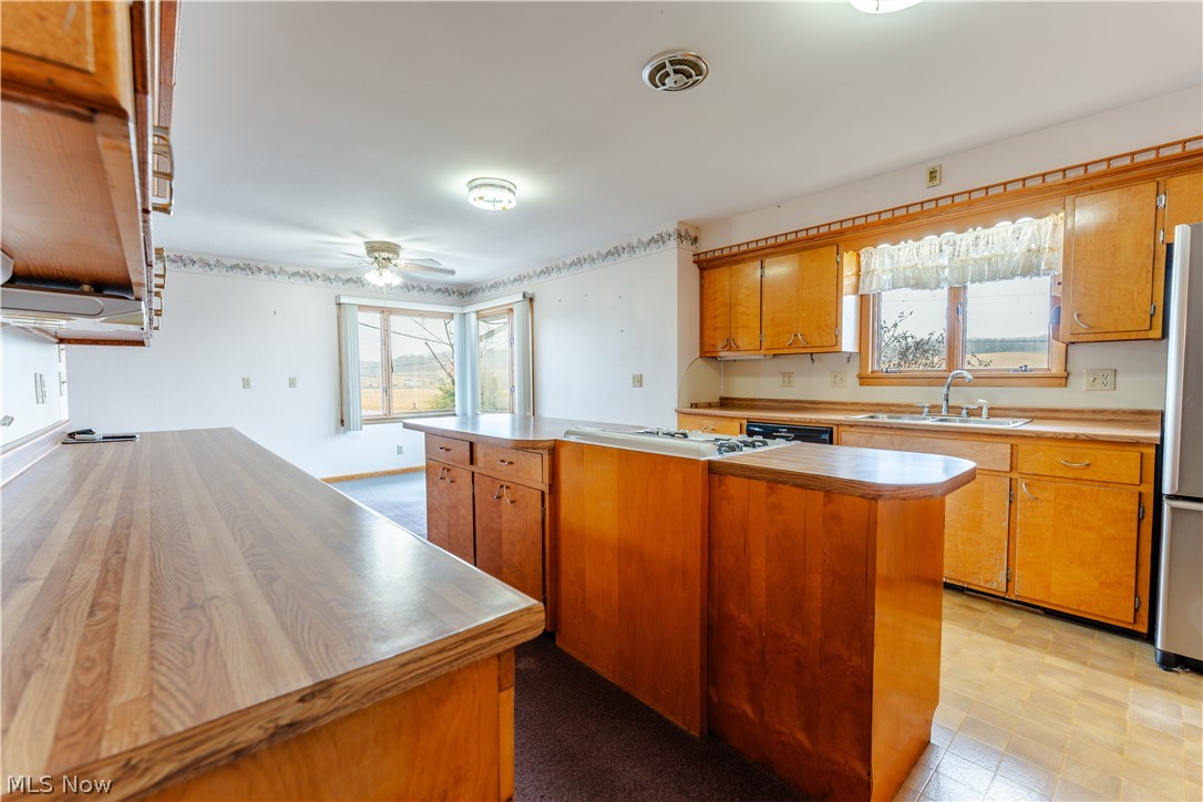 3967 Crooked Run Road NW New Philadelphia OH 44663