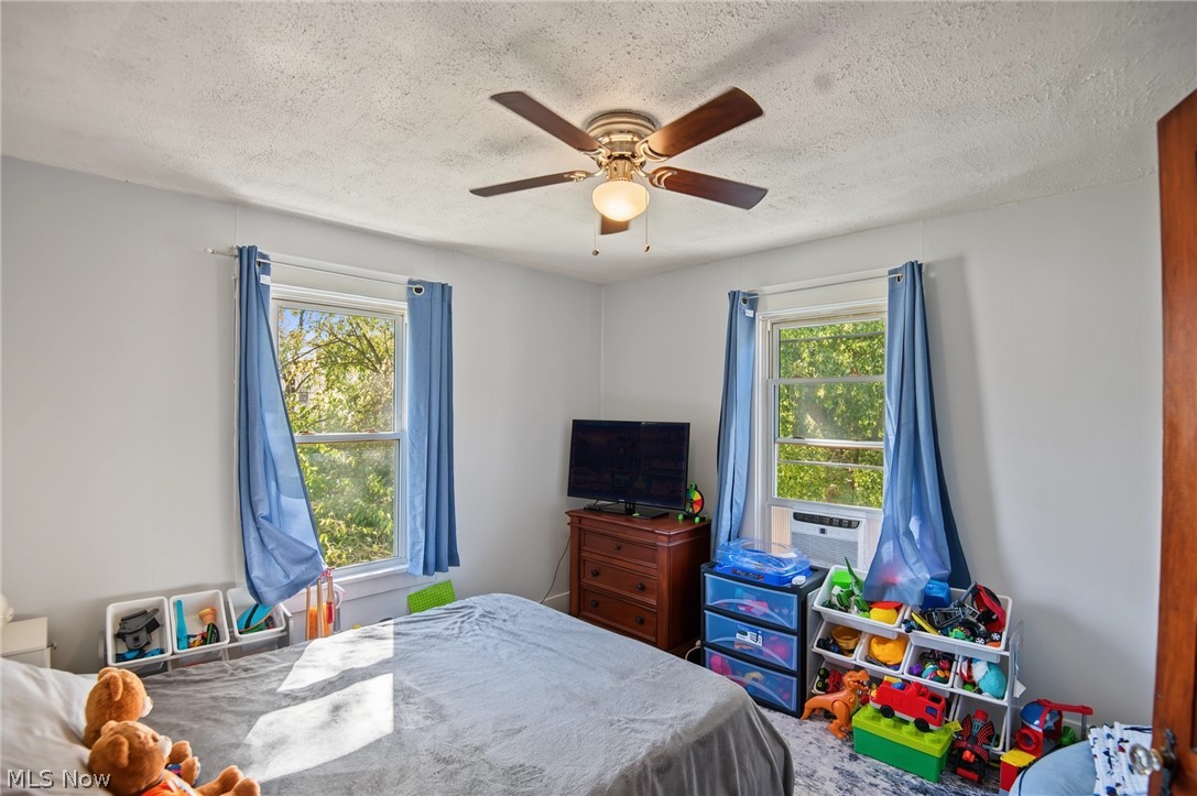 122 Belmont Avenue Niles OH 44446