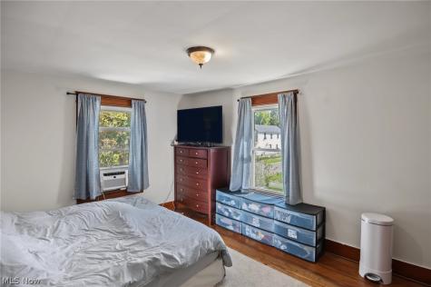 122 Belmont Avenue Niles OH 44446