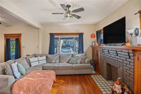 122 Belmont Avenue Niles OH 44446