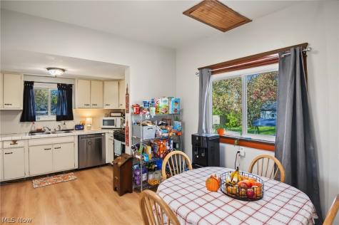 122 Belmont Avenue Niles OH 44446