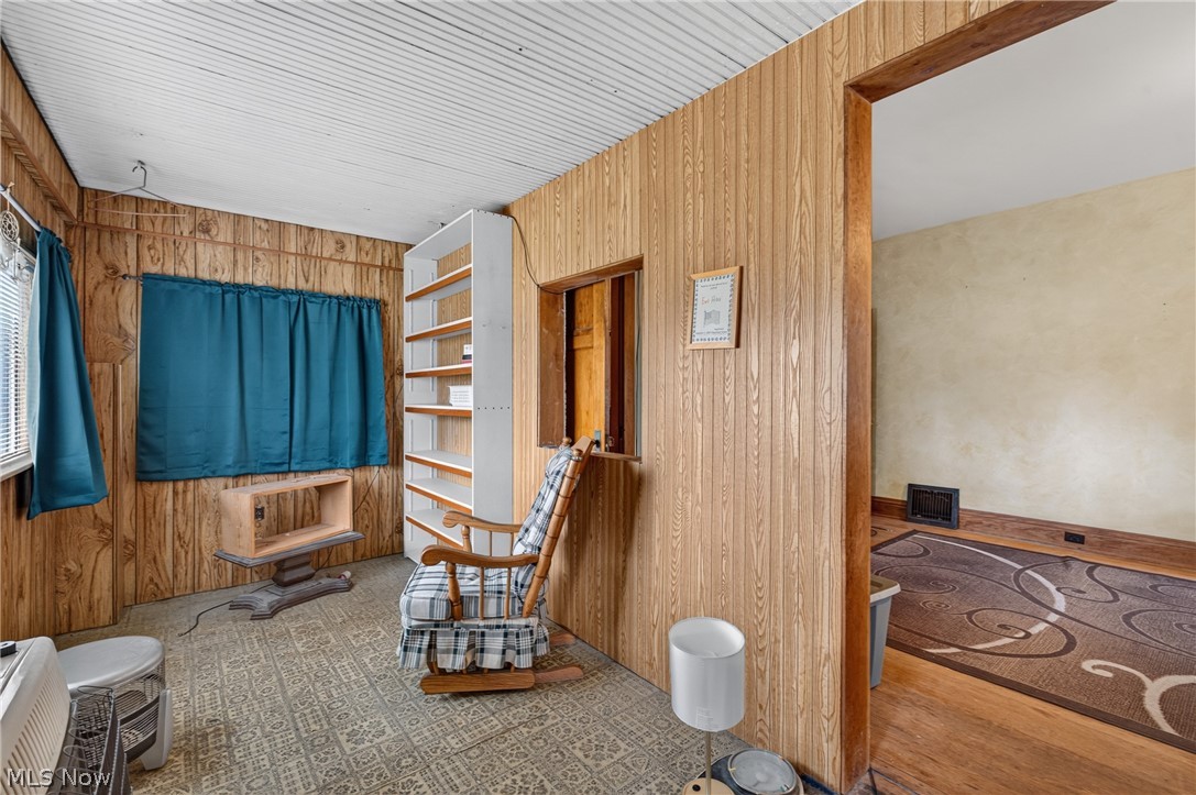 2161 E Aurora Road Twinsburg OH 44087
