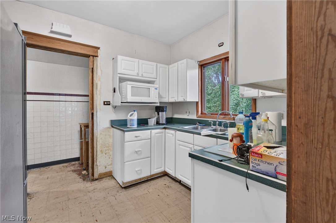 2161 E Aurora Road Twinsburg OH 44087