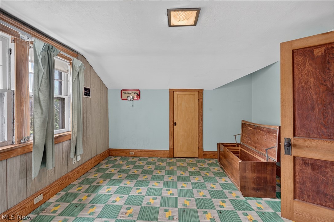 2161 E Aurora Road Twinsburg OH 44087