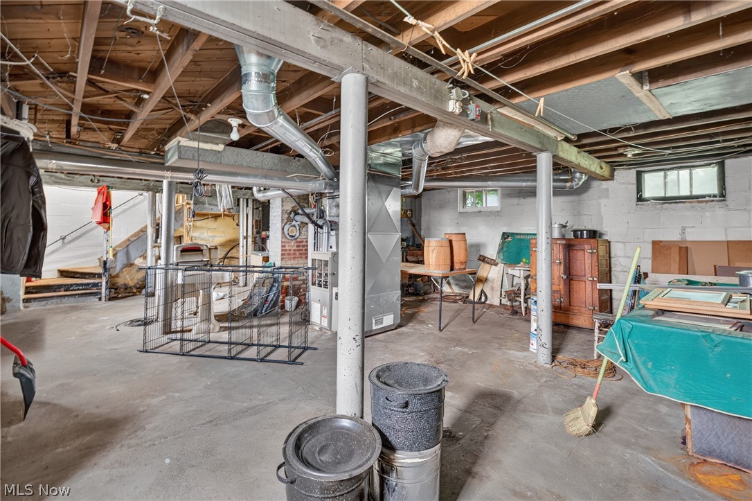 2161 E Aurora Road Twinsburg OH 44087