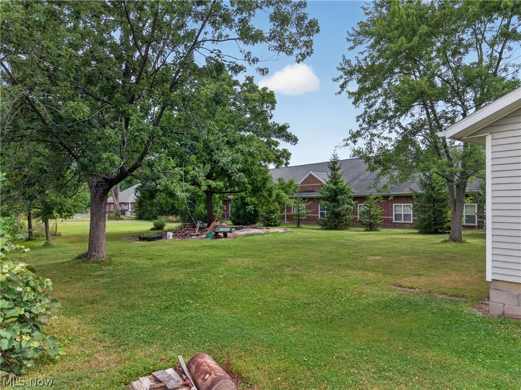 2161 E Aurora Road Twinsburg OH 44087