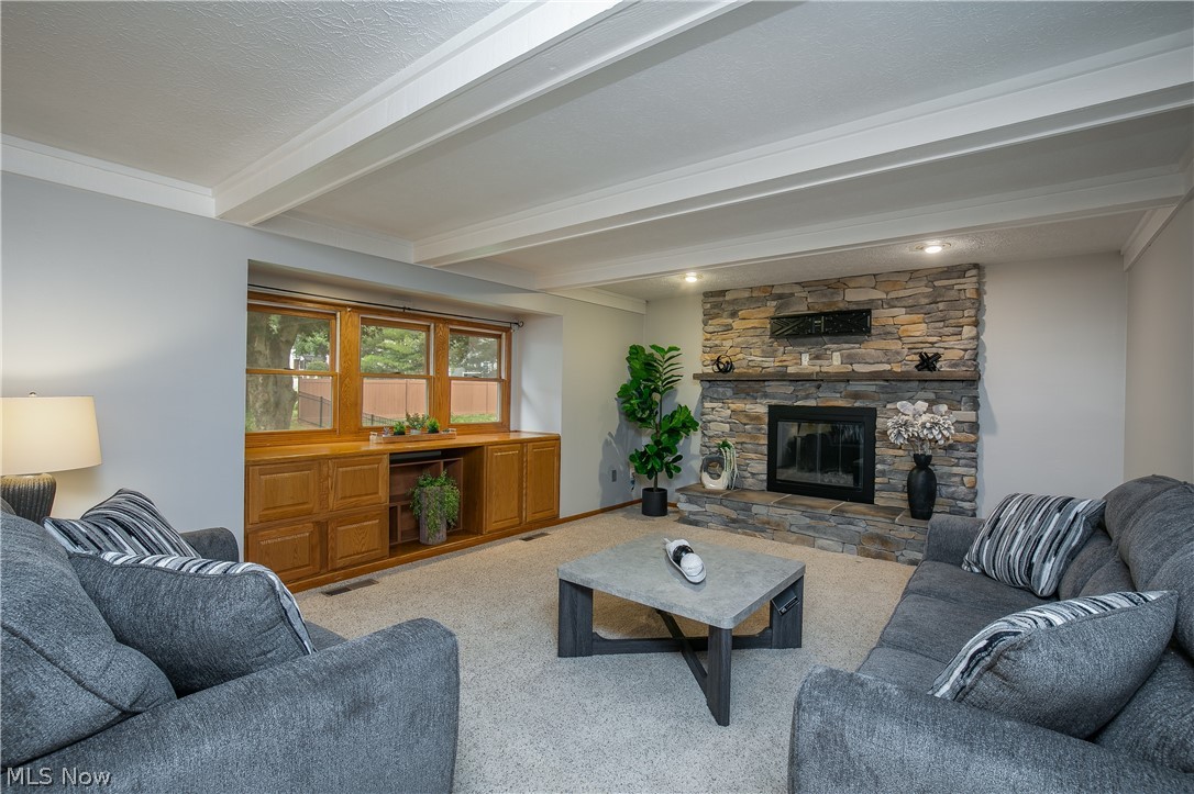 9786 Hocking Street NW Massillon OH 44646