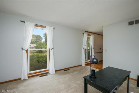 9786 Hocking Street NW Massillon OH 44646