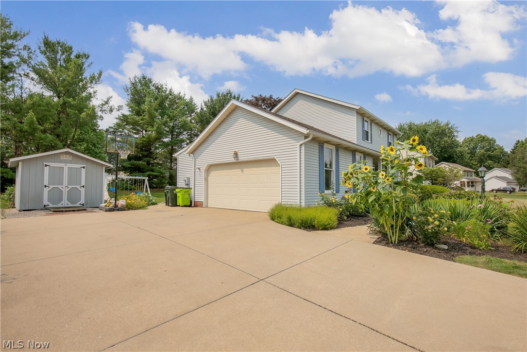 9786 Hocking Street NW Massillon OH 44646