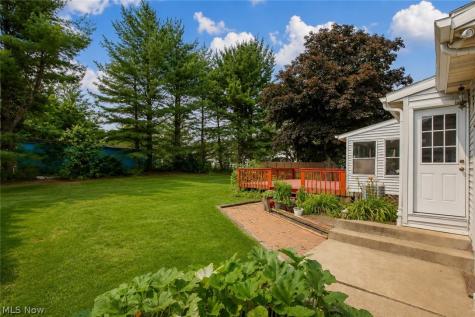 9786 Hocking Street NW Massillon OH 44646