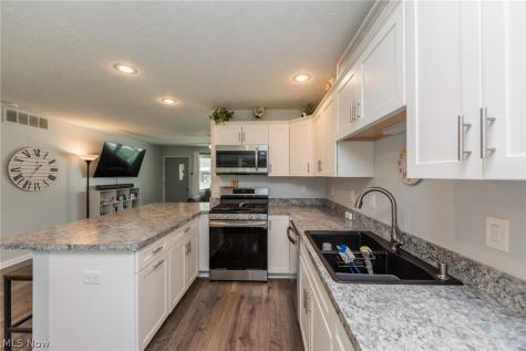 11901 Appleton Drive Parma Heights OH 44130