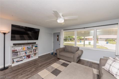 11901 Appleton Drive Parma Heights OH 44130