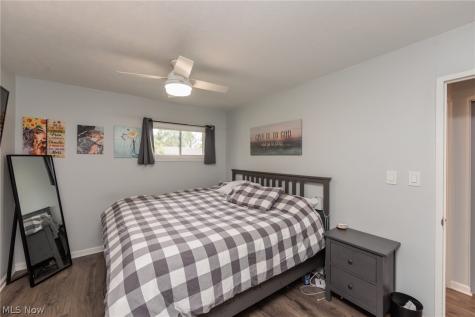 11901 Appleton Drive Parma Heights OH 44130