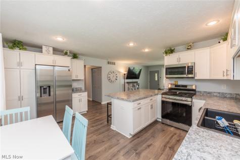 11901 Appleton Drive Parma Heights OH 44130