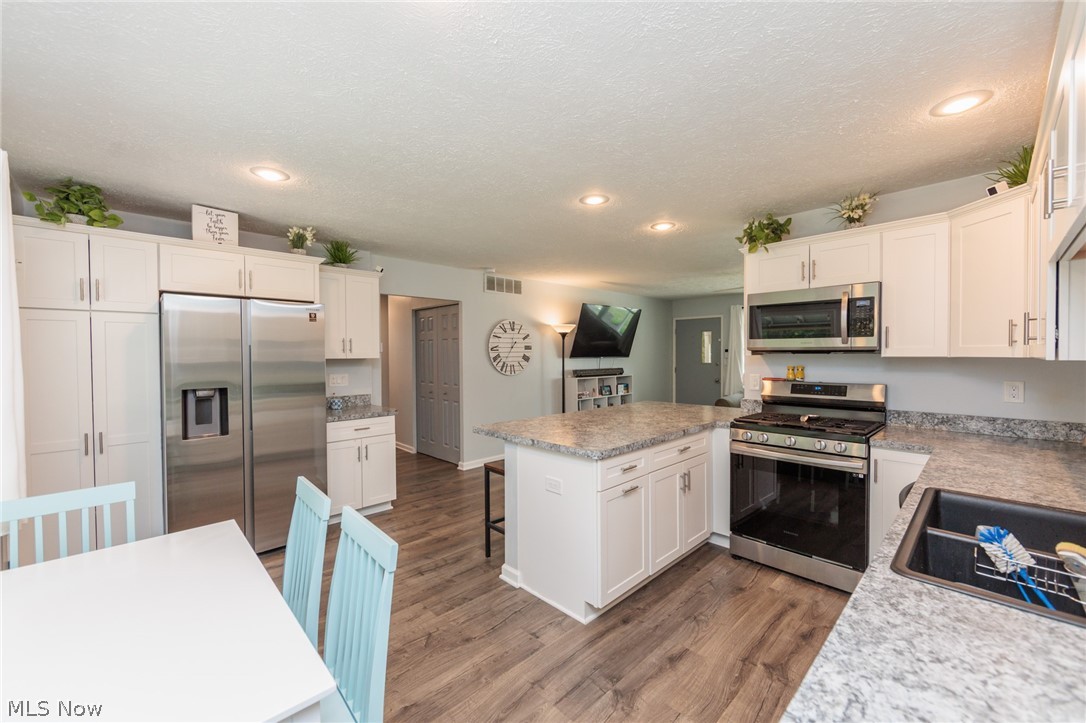11901 Appleton Drive Parma Heights OH 44130