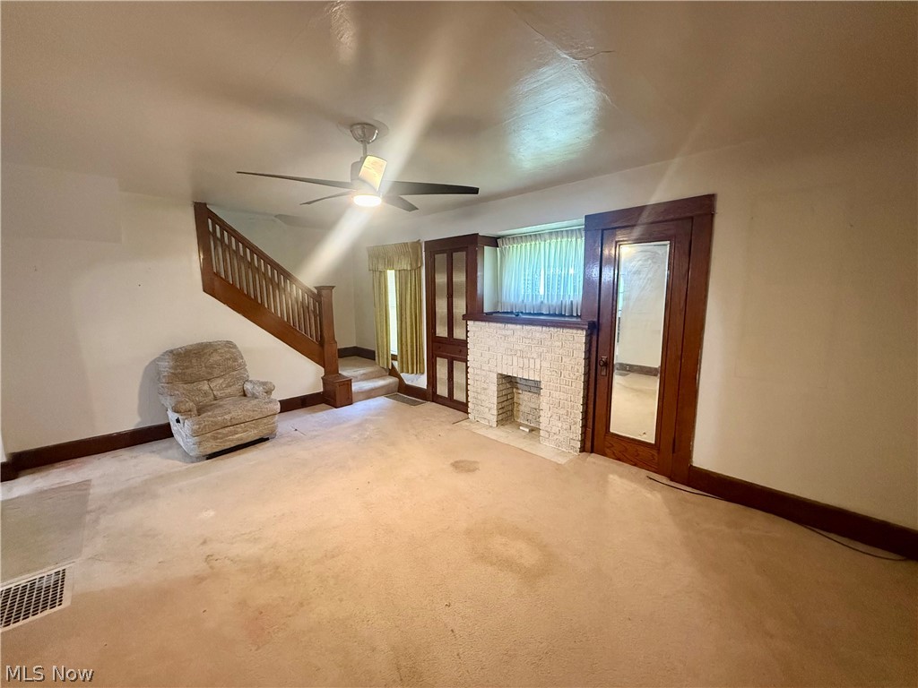 1056 Homewood Warren OH 44483