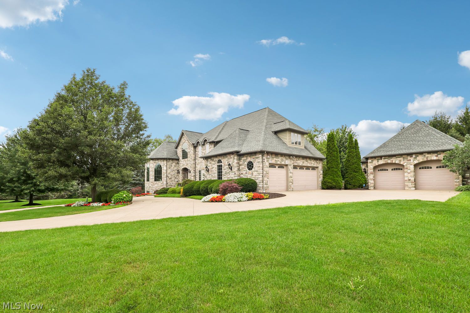 6394 Manor Glen Drive Medina OH 44256