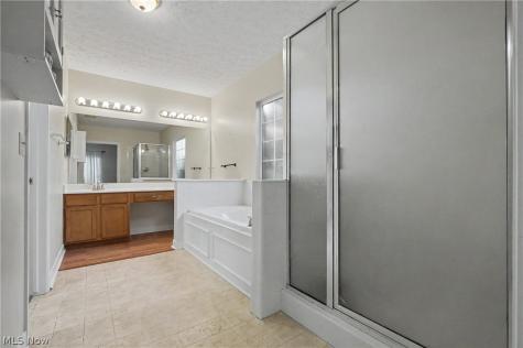 1257 Muchney Circle Akron OH 44312