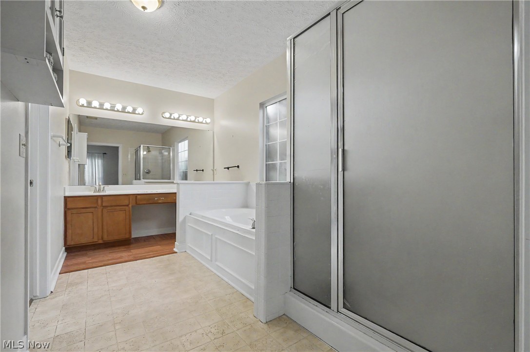 1257 Muchney Circle Akron OH 44312