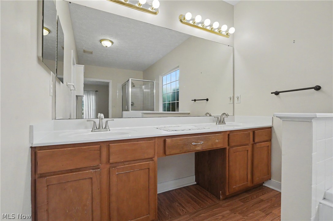 1257 Muchney Circle Akron OH 44312